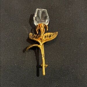 Swarovski Elegant Gold and Silver Rose Brooch👝